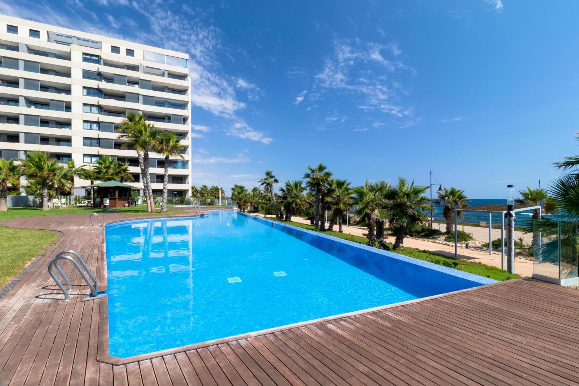 Espanatour Yuliana Torrevieja Exterior photo